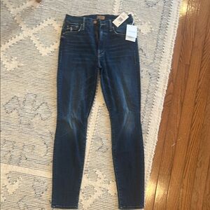 MOTHER - Skinny Jeans  - High Waisted Looker - New With Tags NWT - Size 27
